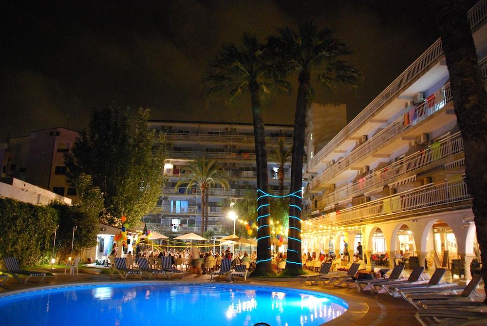 Hotel Apartamentos Solimar Calafell Esterno foto