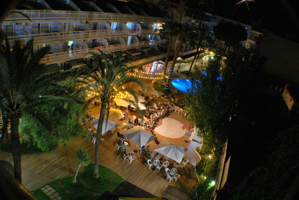 Hotel Apartamentos Solimar Calafell Esterno foto