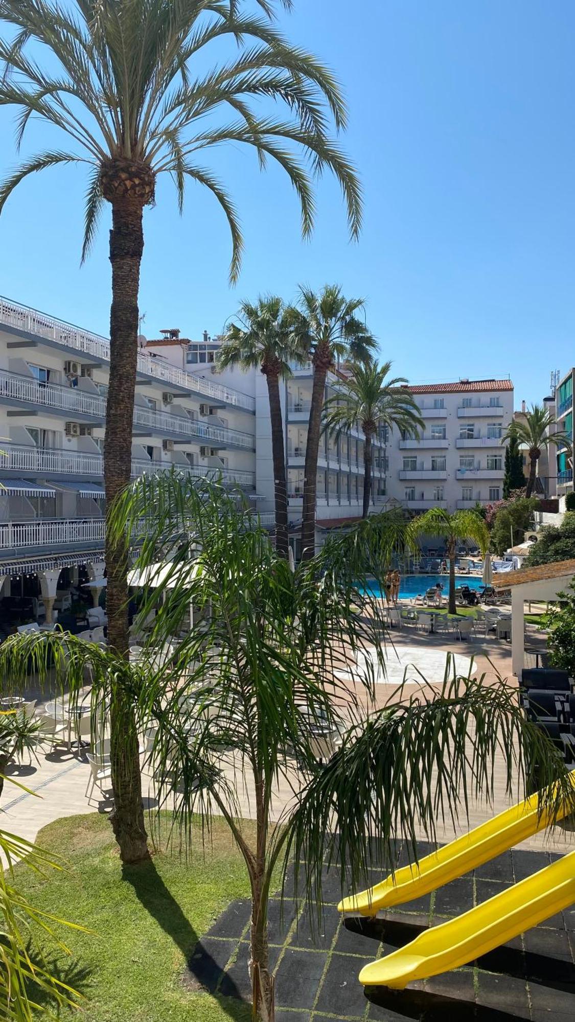 Hotel Apartamentos Solimar Calafell Esterno foto