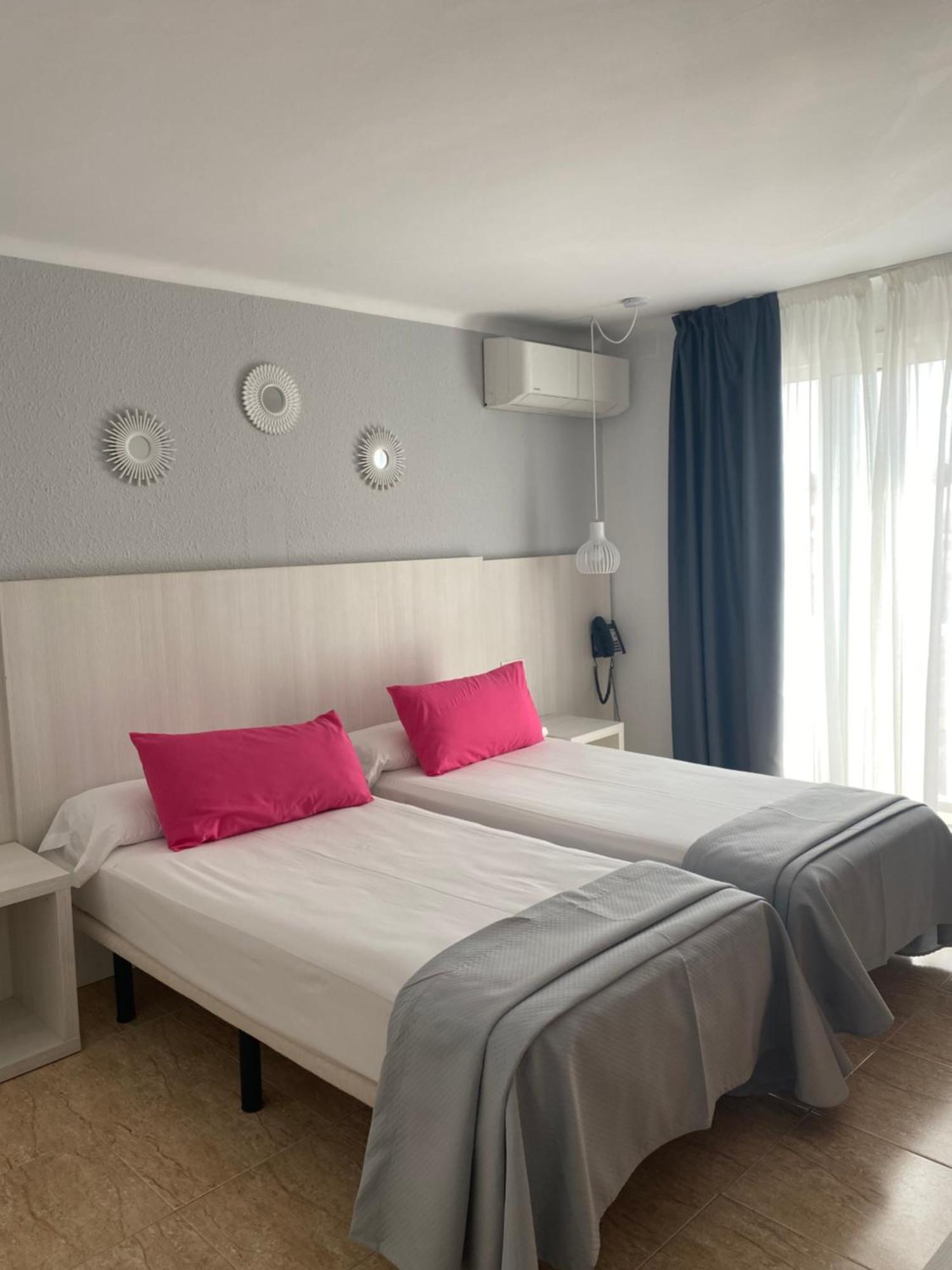 Hotel Apartamentos Solimar Calafell Esterno foto